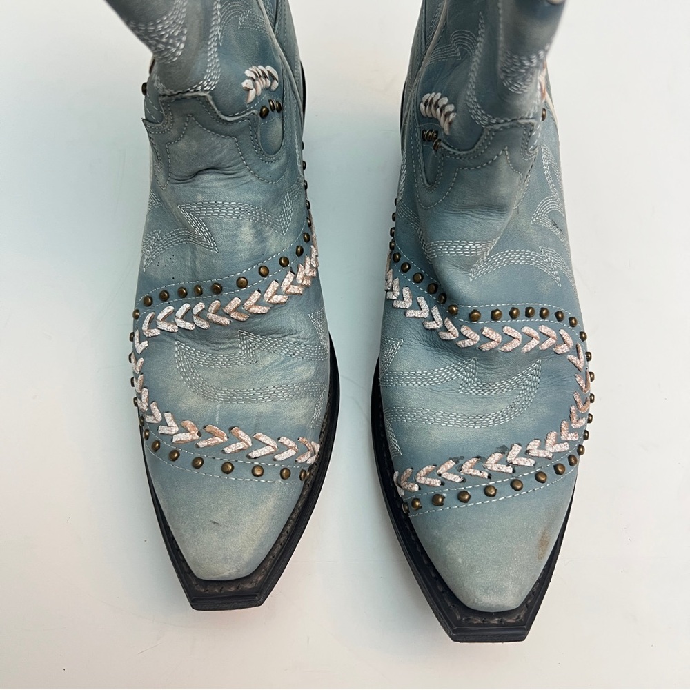 LAREDO WOMEN'S FANCY LEATHER WESTERN BOOT - SNIP TOE, Size 7.5 - Picture 3 of 8